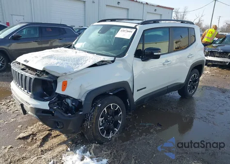 2023 Jeep Renegade Upland 4X4 z USA, uszkodzony, nr VIN ZACNJDB14PPP57159
